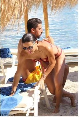 2 thiên thần nội y sẽ 'đốt cháy' Olympic Rio ảnh 6